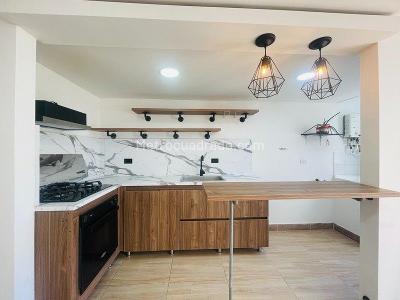 Apartamento de 2 alcobas en venta en Loma Del Indio, Medellín, 60 m² · foto 4 de 16