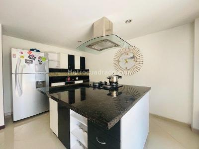 Apartamento de 1 alcoba en venta en El Poblado, Medellín, 101 m² · foto 4 de 16