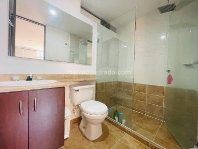Apartamento de 1 alcoba en venta en El Poblado, Medellín, 101 m² · foto 8 de 16