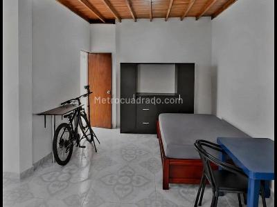 Casa de 4 alcobas en venta en Caicedo, Medellín, 288 m² · foto 14 de 19