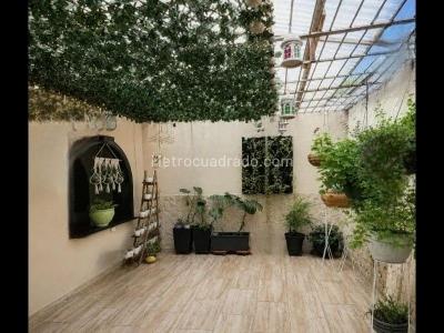 Casa de 4 alcobas en venta en Caicedo, Medellín, 288 m² · foto 18 de 19