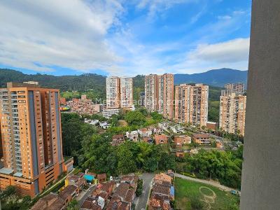 Apartamento de 3 alcobas en arriendo en Loma De San Jose, Sabaneta, 70 m² · foto 14 de 15