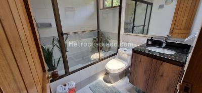 Casa de 5 alcobas en venta en Envigado, Envigado, 280 m² · foto 8 de 17