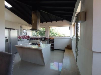 Apartamento en venta en El Poblado, Medellín · foto 12 de 20