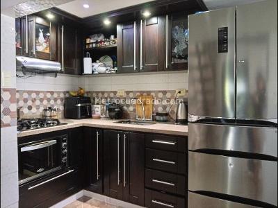 Apartamento en venta en Altamira, Medellín · foto 4 de 14