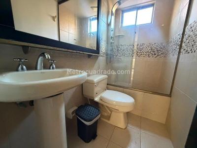 Apartamento en arriendo en Las Palmas, Medellín · foto 11 de 14