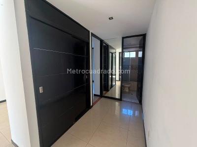Apartamento en arriendo en Las Palmas, Medellín · foto 9 de 14
