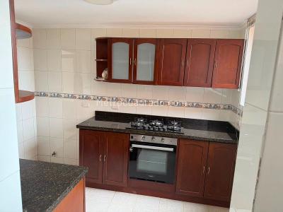 Apartamento de 4 alcobas en venta en El Poblado, Medellín, 119 m² · foto 4 de 9