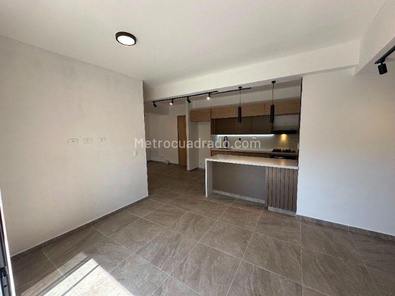 Piso – Bello, La Gran Avenida - Más