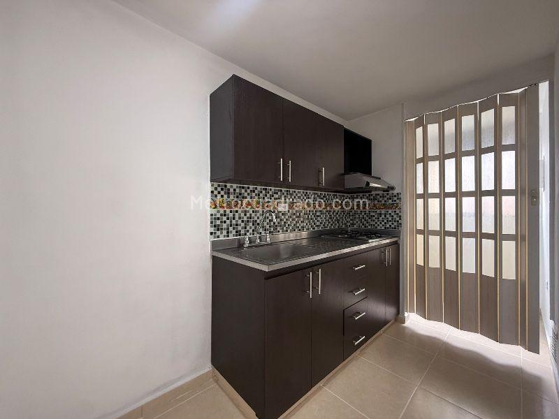 Apartamento en Arriendo, Ditaires, Itagui - 4