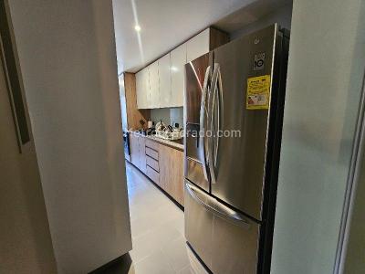 Apartamento en arriendo en Milla De Oro, Medellín · foto 4 de 17
