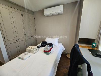 Apartamento en arriendo en Milla De Oro, Medellín · foto 8 de 17