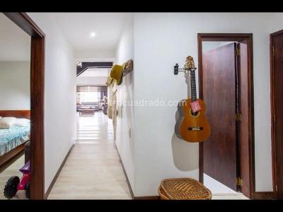 Apartamento de 4 alcobas en venta en Medellin, Medellín, 305 m² · foto 16 de 19