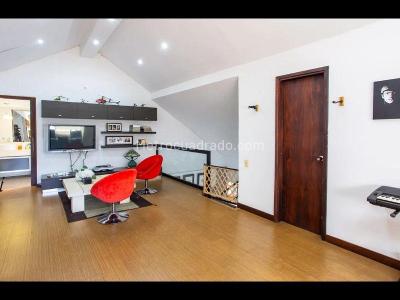 Apartamento de 4 alcobas en venta en Medellin, Medellín, 305 m² · foto 7 de 19