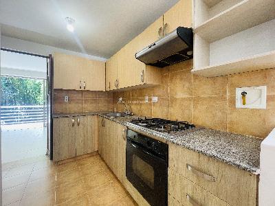 Casa de 3 alcobas en venta en San Lucas, Medellín, 210 m² · foto 11 de 20