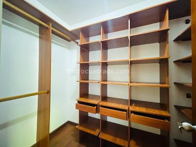 Casa de 3 alcobas en venta en San Lucas, Medellín, 210 m² · foto 17 de 20
