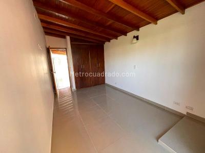 Apartamento de 3 alcobas en arriendo en Laureles, Medellín · foto 6 de 16