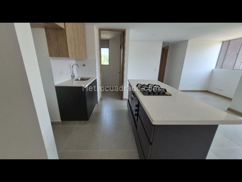 Apartamento en Arriendo, Ditaires, Itagui - 4