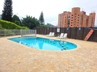 Apartamento de 3 alcobas en venta en Belen, Medellín, 94 m² · foto 17 de 19