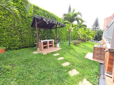 Apartamento de 3 alcobas en venta en Belen, Medellín, 94 m² · foto 18 de 19