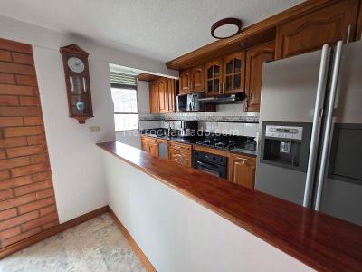 Apartamento de 3 alcobas en venta en Belen, Medellín, 94 m² · foto 6 de 19