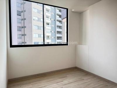 Apartamento de 2 alcobas en venta en Loma De Los Mesa, Envigado, 96 m² · foto 3 de 9