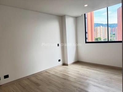 Apartamento de 2 alcobas en venta en Loma De Los Mesa, Envigado, 96 m² · foto 4 de 9