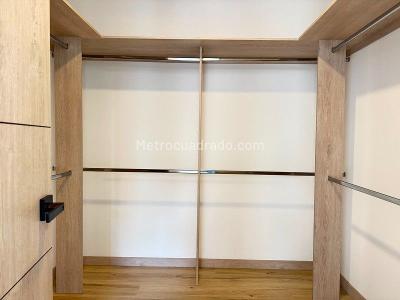 Apartamento de 2 alcobas en venta en Loma De Los Mesa, Envigado, 96 m² · foto 6 de 9