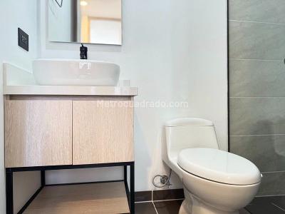 Apartamento de 2 alcobas en venta en Loma De Los Mesa, Envigado, 96 m² · foto 8 de 9