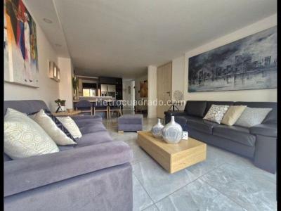 Apartamento de 3 alcobas en venta en El Nogal Los Almendros, Medellín, 108 m² · foto 2 de 14