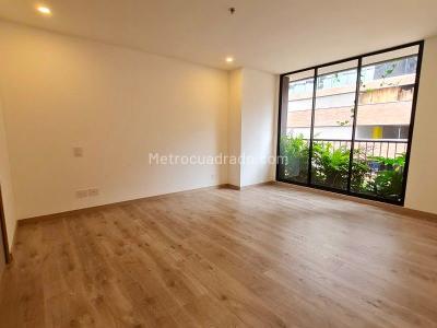 Apartamento de 2 alcobas en venta en El Poblado, Medellín, 89 m² · foto 13 de 18