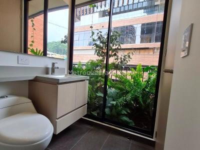 Apartamento de 2 alcobas en venta en El Poblado, Medellín, 89 m² · foto 15 de 18