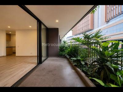 Apartamento de 2 alcobas en venta en El Poblado, Medellín, 89 m² · foto 18 de 18