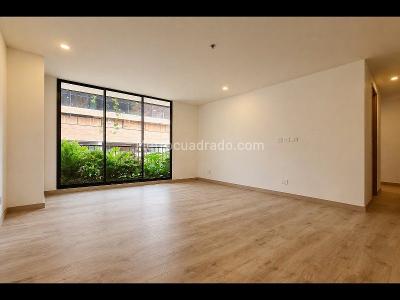 Apartamento de 2 alcobas en venta en El Poblado, Medellín, 89 m² · foto 4 de 18