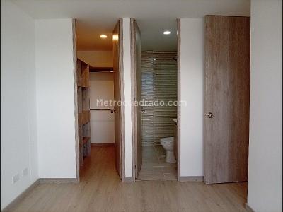 Apartamento en venta en Simon Bolivar, Itagüí · foto 4 de 14