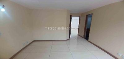 Apartamento de 3 alcobas en venta en Granada, Medellín, 75 m² · foto 11 de 16