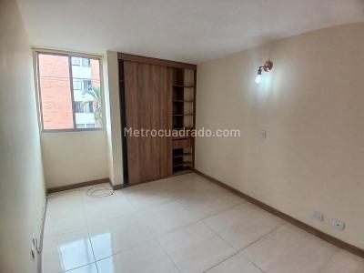 Apartamento de 3 alcobas en venta en Granada, Medellín, 75 m² · foto 9 de 16