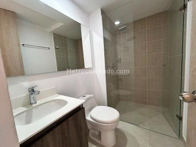 Apartamento de 3 alcobas en arriendo en San Diego, Medellín, 70 m² · foto 10 de 13