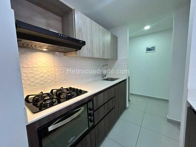 Apartamento de 3 alcobas en arriendo en San Diego, Medellín, 70 m² · foto 3 de 13