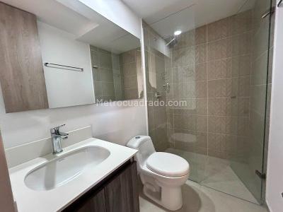 Apartamento de 3 alcobas en arriendo en San Diego, Medellín, 70 m² · foto 9 de 13