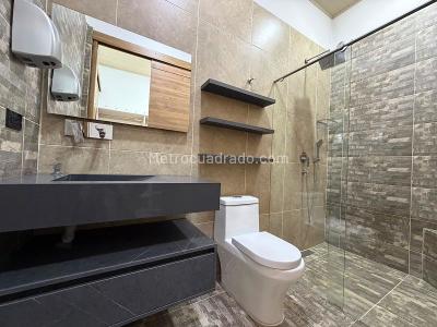 Casa de 4 alcobas en venta en Llanogrande, Rionegro, 540 m² · foto 16 de 20