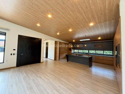 Casa de 4 alcobas en venta en Llanogrande, Rionegro, 540 m² · foto 4 de 20