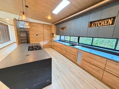 Casa de 4 alcobas en venta en Llanogrande, Rionegro, 540 m² · foto 6 de 20