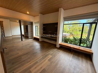 Casa de 4 alcobas en venta en Llanogrande, Rionegro, 540 m² · foto 7 de 20