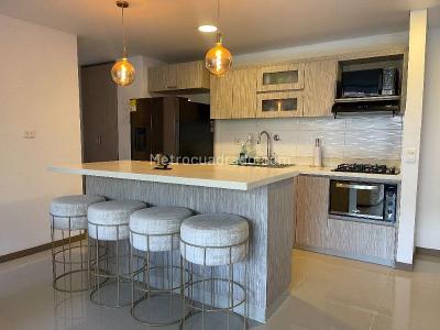 Apartamento de 3 alcobas en venta en Envigado, Envigado, 85 m² · foto 5 de 19