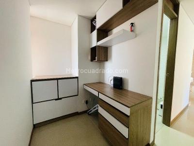 Apartamento de 3 alcobas en venta en Envigado, Envigado, 85 m² · foto 11 de 19