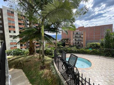 Apartamento de 3 alcobas en venta en Envigado, Envigado, 85 m² · foto 18 de 19