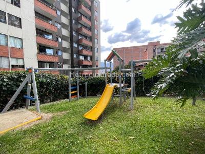 Apartamento de 3 alcobas en venta en Envigado, Envigado, 85 m² · foto 19 de 19