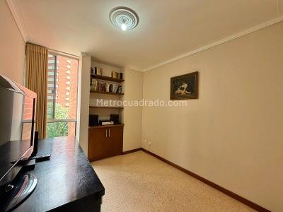 Apartamento en venta en Conquistadores, Medellín · foto 10 de 14