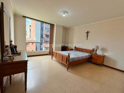 Apartamento en venta en Conquistadores, Medellín · foto 8 de 14